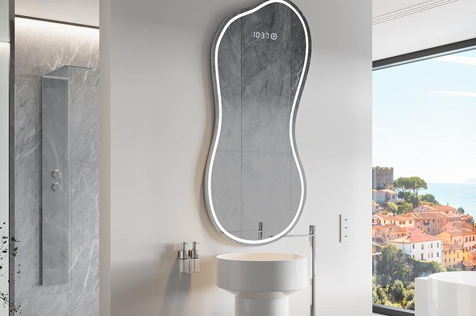 Oregelbundet spegel med mjukt omgivningsbelysning för eleganta interiörer | ARTFORMA