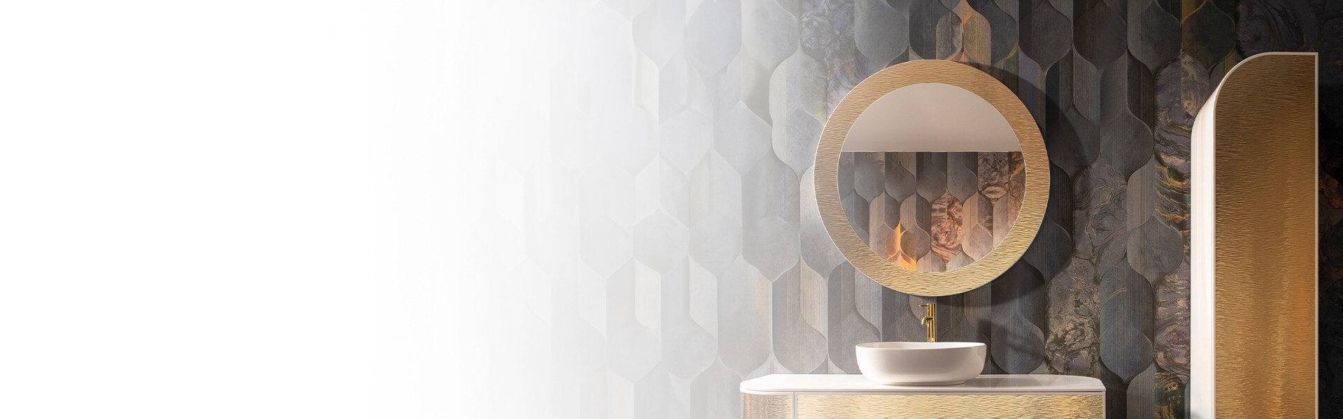 Speglar med metallram